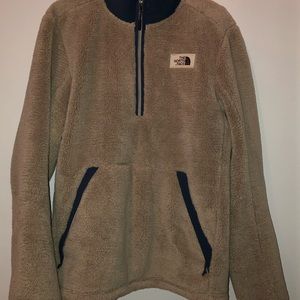 North Face Pull-Over